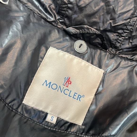 MONCLER Hooded Down Puffer Jacket Small - Picture 4 of 12